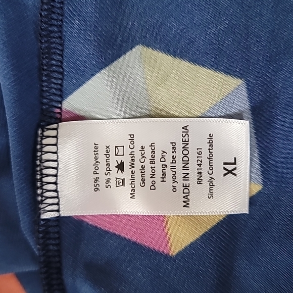 Knee-length A-line skirt - Picture 3 of 4